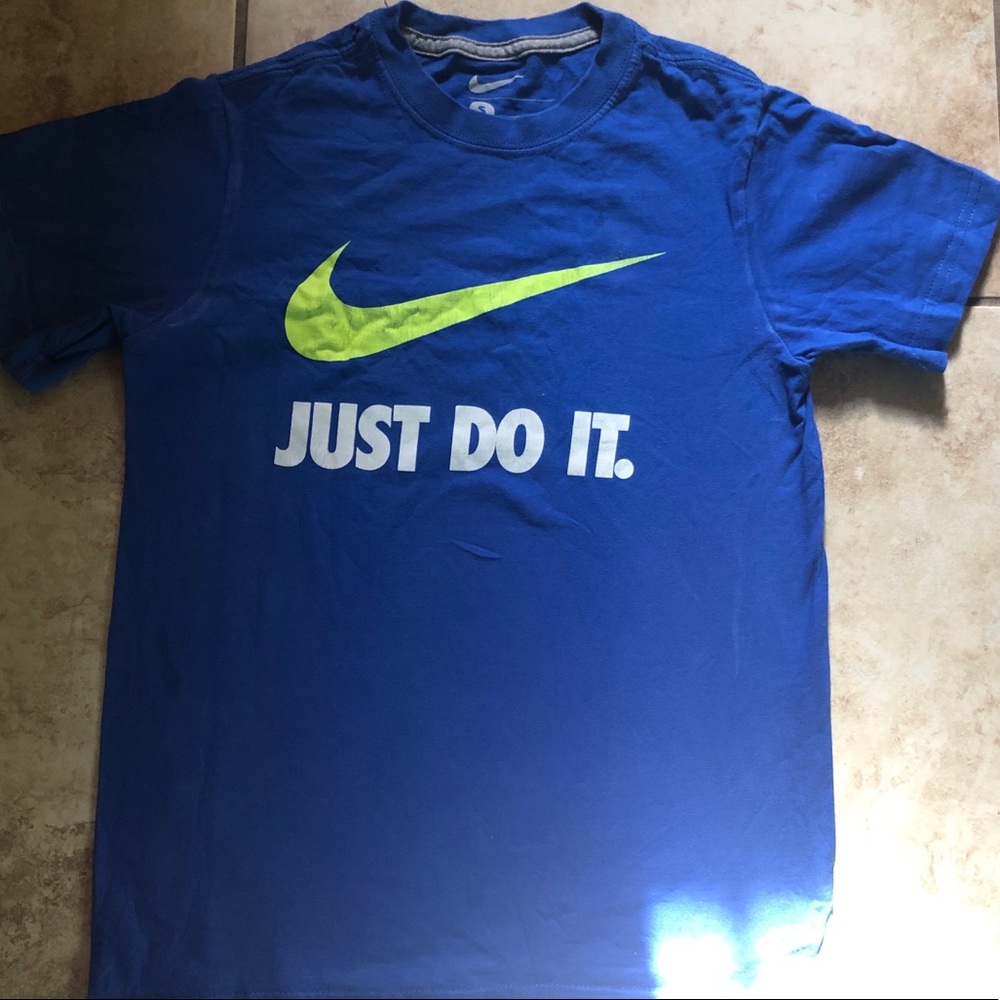 Short sleeve
